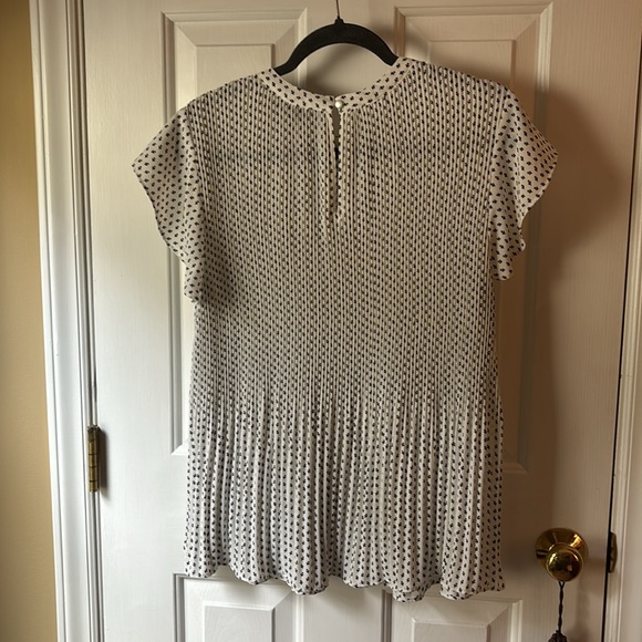 Adrianna Papell blouse - size L - Picture 2 of 5